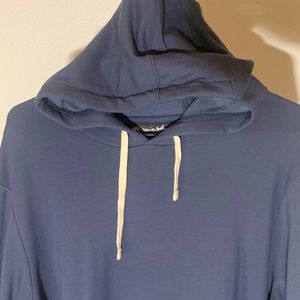 Travis Mathew men’s Cloud Hoodie. Sz LG